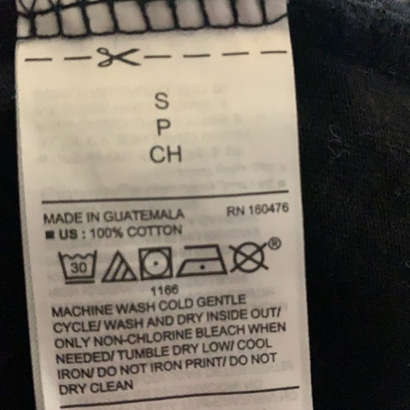 Halloween 👻 T-shirt - Picture 4 of 4